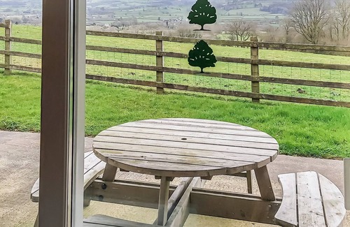 Llandeilo Cottage | Cozy 1 Bedroom Retreat in Manordeilo Near Llandeilo