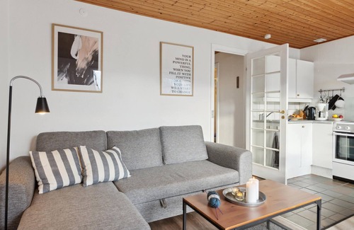 Dageløkke House | Cozy 1 Bedroom Retreat with Oceanfront Views in Tranekær