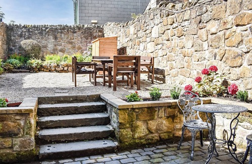 South Charlton Cottage | Relax in a One-Bedroom Retreat with Ocean Views in Alnwick