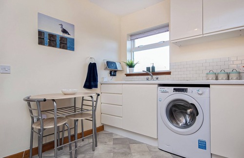 Dornoch Cottage | Oceanfront 1 Bedroom Accommodation in Embo, Near Dornoch