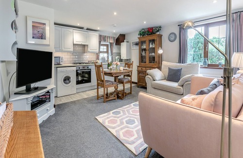 Hartland Cottage | Cozy 1 Bedroom Oceanfront Accommodation in Hartland