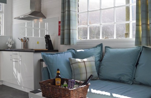 Borrowdale Cottage | Idyllic 1 Bedroom Retreat in Borrowdale with Lake View