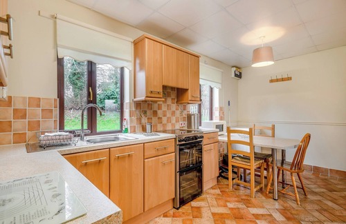Norwich Cottage | Cozy 1 Bedroom Retreat in Horsford, Near Norwich