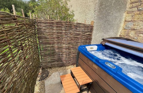 West Buckland Cottage | 1 bedroom accommodation in Taunton