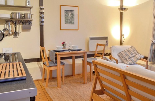 Battle Cottage | Comfortable 1 Bedroom Retreat in Ninfield, Near Battle