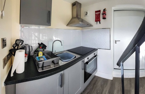 Hawes House | Cozy 1 Bedroom Retreat with Hot Tub in Hawes, Yorkshire