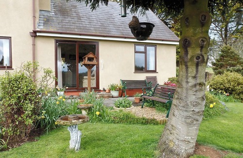 Heligan Cottage | Cozy 1 Bedroom Retreat in Cheriton Bishop, Near Exeter