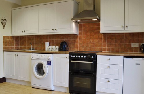 Irstead Cottage | Charming 1 Bedroom Retreat in Clippesby Near Great Yarmouth
