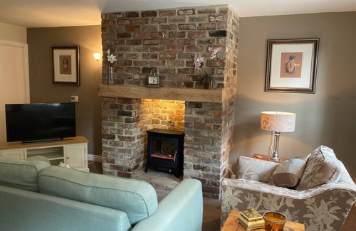 Lockton Cottage | Ground Floor Retreat: Open Plan Living with Lake Views