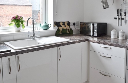 Malpas Cottage | 1 bedroom accommodation in No Man’s Heath, near Malpas