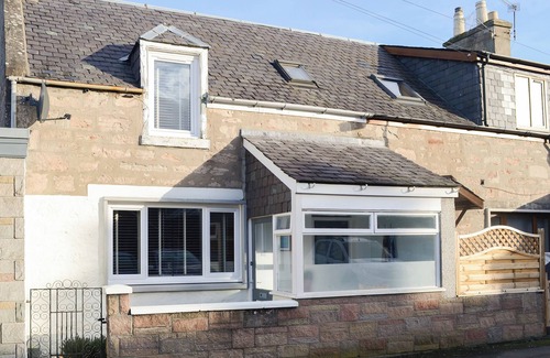 Nairn Cottage | Steps from the Beach: Ideal for Pets and Romantic Getaways
