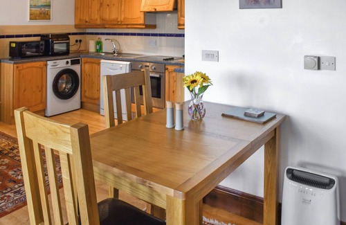 Mabe Burnthouse Cottage | Cozy 1 Bedroom Retreat in Penryn, Near Falmouth