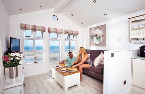 Hele Cabin | 1 bedroom accommodation in Hele Bay, Ilfracombe