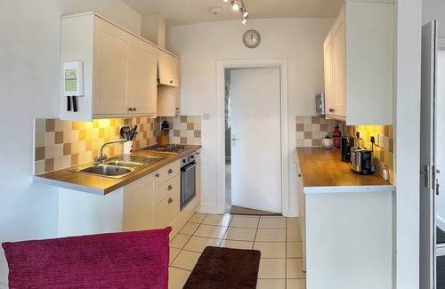 Louth Cottage | Pet-Friendly 1 Bedroom Retreat in Little Tathwell, Near Louth
