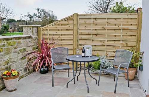 York Cottage | Comfortable 1 Bedroom Stay in Moor Monkton, Near York