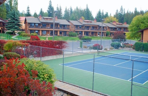 Hope Condo | 1 Bedroom apartment condo with lake view