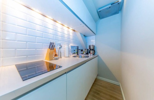 Heidelberg City Centre Apartment | Family-Friendly Vrbo Property with Hot Tub and Breakfast
