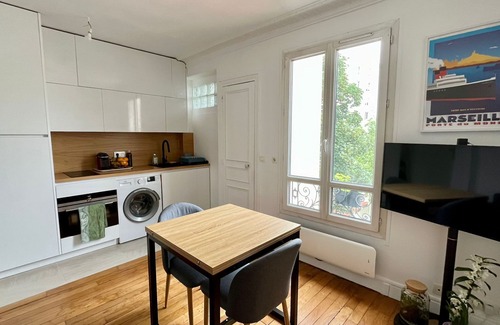 Vincennes Apartment | Family-Friendly Retreat at Vrbo Property for Memorable Stays