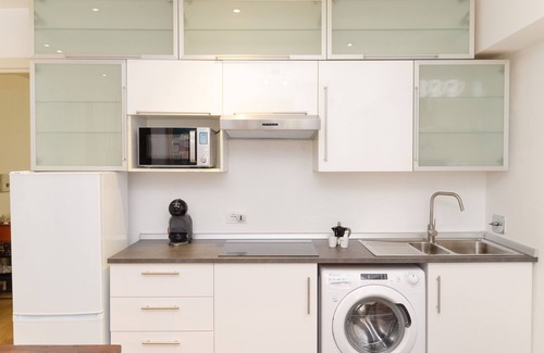 Aosta Apartment | Pet-Friendly Vrbo Property with Kitchen & Breakfast Options