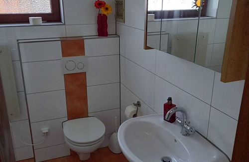 Wegberg Apartment | Family-Friendly Pool Retreat: Your Perfect Vrbo Getaway