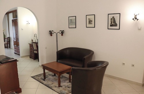 Rana Apartment | 1-bedroom apartment in wonderful in Old Town Ulcinj with WiFi, AC,