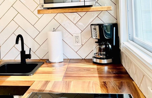 Church Street Apartment | Tranquil Retreat 20 Minutes from Downtown Atlanta