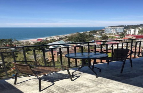 Makhinjauri Apartment | 1 Bedroom Apartment with a Beautiful Sea View
