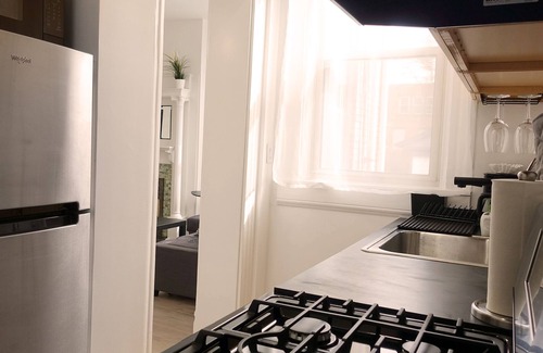 Friendship House | Elegant 1 Bedroom Apartment in Pittsburgh's Friendship Area