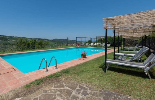 Greve in Chianti Apartment | 1 bedroom apt. La Stalla with patio, wifi and shared pool in Chianti