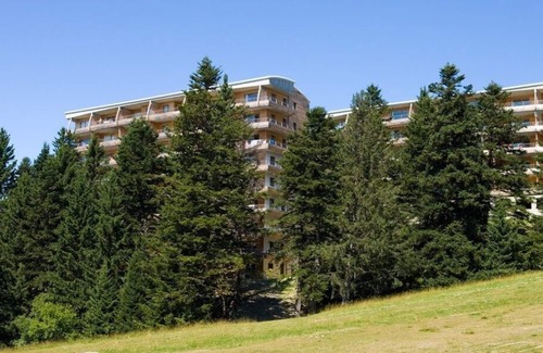 Chamrousse Condo | Comfortable 1 Bedroom Apartment with Pool & Spa Access