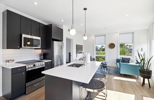 Philadelphia Apartment | Elegant 1 Bedroom in New Construction with Great Amenities