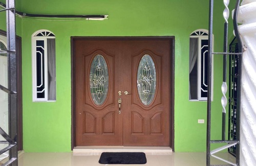 Porus House | Relaxing Retreat in Gravel Hill with Family-Friendly Amenities
