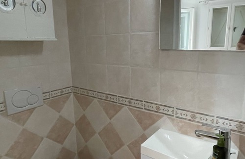 Vinon-sur-Verdon Bed & Breakfast | Family-Friendly Vrbo Property for Your Next Getaway