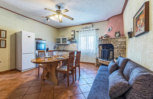 Valtura Apartment | Guest Rated: 10/10 Vacation Apartment Near Pula