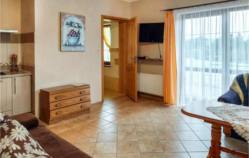 Bytow House | Cozy Home in Bytów with Wifi & Pet-Friendly Amenities