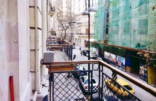 Baku Apartment | Cozy 1 Bedroom Duplex Apartment Near Molokan Garden
