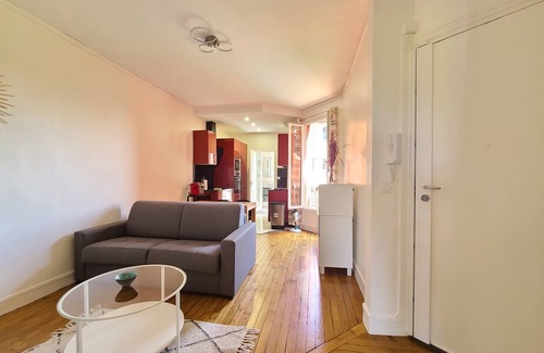 Champignol Apartment | 1 Bedroom Apartment in Saint-Maur-des-Fossés