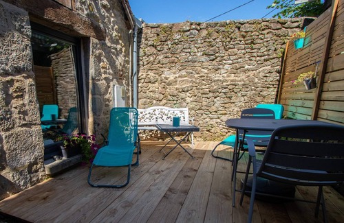 Saint-Pierre-des-Nids House | Family-Friendly Vrbo Property with Kitchen - Top Rated 10/10
