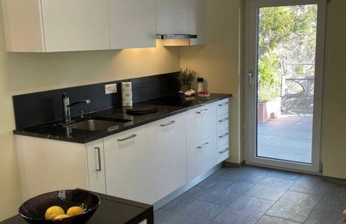 Ronco sopra Ascona House | 1-bedroom holiday home