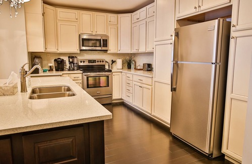 Defiance Apartment | Top-Rated 1 Bedroom Loft with Kitchen in Downtown Defiance
