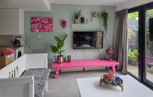 Heiloo House | 1 Bedroom Lovely Home In Heiloo