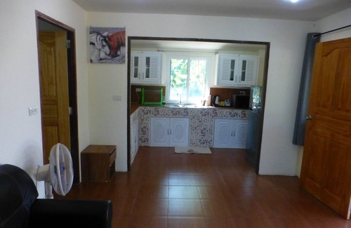 Chiang Wang House | Relaxing 1 Bedroom Villa with Pool & Tropical Garden