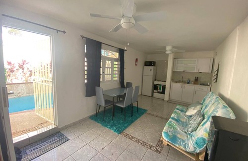 Cupey House | Relaxing Poolside Retreat at La Casita Verde - 8/10 Rating