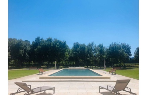 Molleges House | Family-Friendly Vrbo Property with Kitchen Amenities