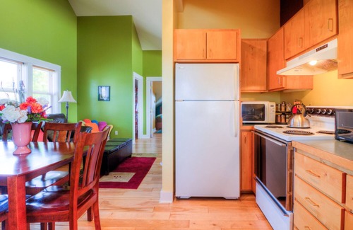 Friday Harbor Condo | Family-Friendly 1 Bedroom Steps From Friday Harbor Ferry