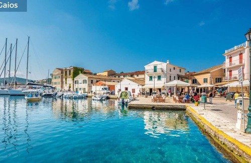 Longos Apartment | 1 bedroom studio, short walk to Laggos w/sea views