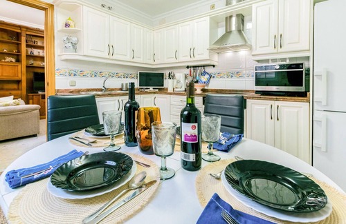 Cerro del Aguila Apartment | Unwind in a Cozy Seville Vacation Apartment with Spa Access