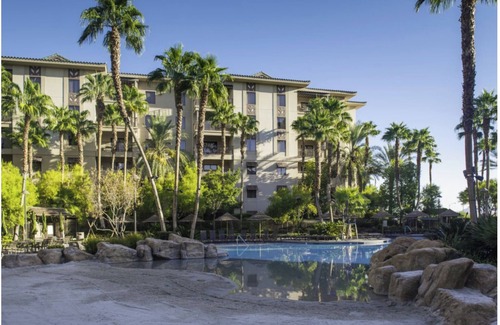 Las Vegas Condo | Ideal 1 Bedroom Suite in Las Vegas – Moorea with Pool Access