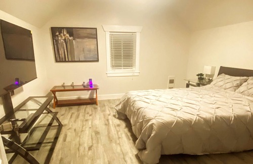 Chilliwack Proper Village West House | 1 bedroom suite private( no share ) in chilliwack