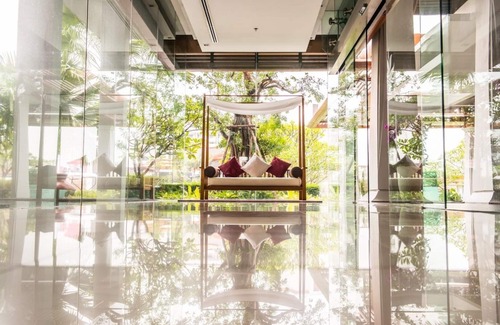 Bang Phli Apartment | Comfortable 1 Bedroom Residence with Pool & Breakfast